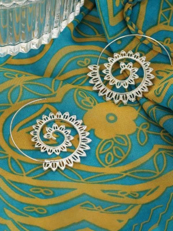 Exotic swirl gear earrings