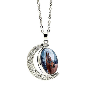 Winter Mustang Time Gem Clavicle Necklace
