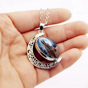 Winter Mustang Time Gem Clavicle Necklace