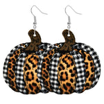 Load image into Gallery viewer, Halloween pumpkin earrings
