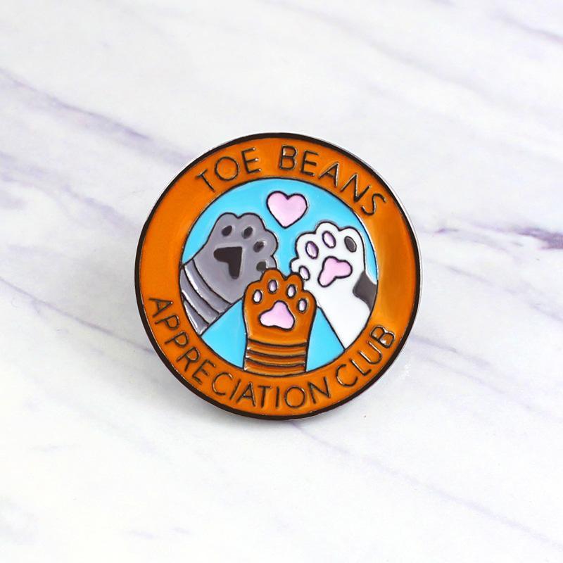 TOE CLUB Dog Paw Cat Paw Love Brooch