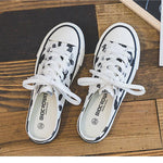 Load image into Gallery viewer, Women&#39;s Graffiti Cow Canvas Shoes
