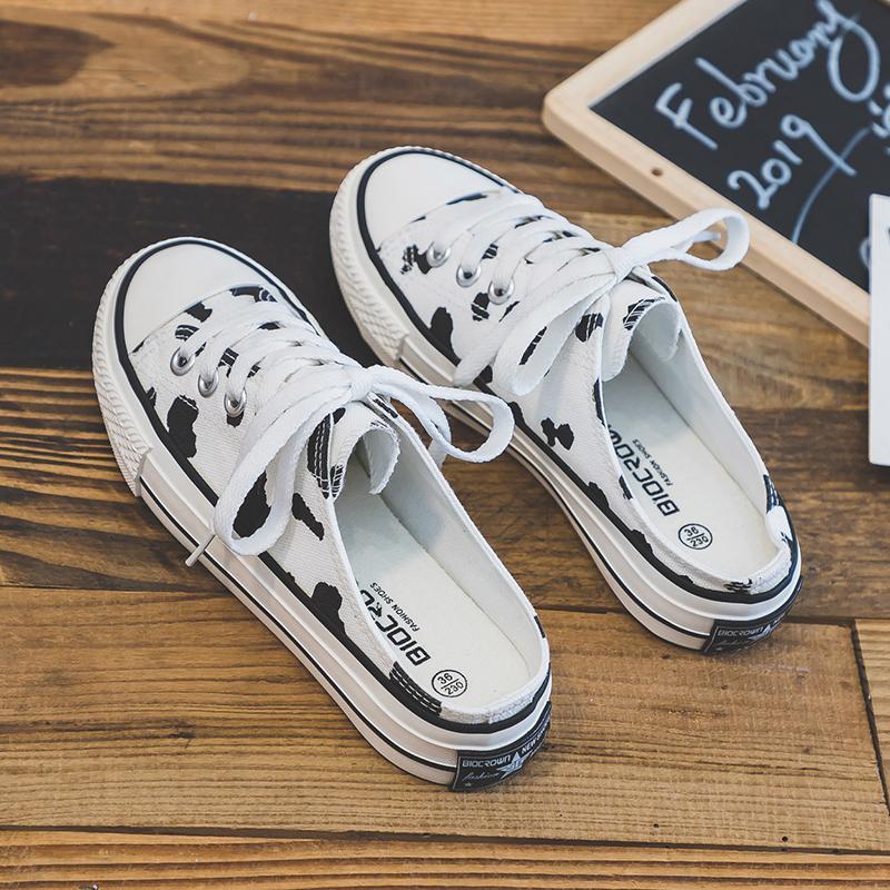 Women's Graffiti Cow Canvas Shoes