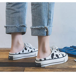 Women's Graffiti Cow Canvas Shoes