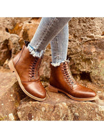 Load image into Gallery viewer, Ladies Round Toe Lace Flat Heel Martin Boots
