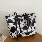 Load image into Gallery viewer, Women&#39;s Cow Pattern Tote Bag
