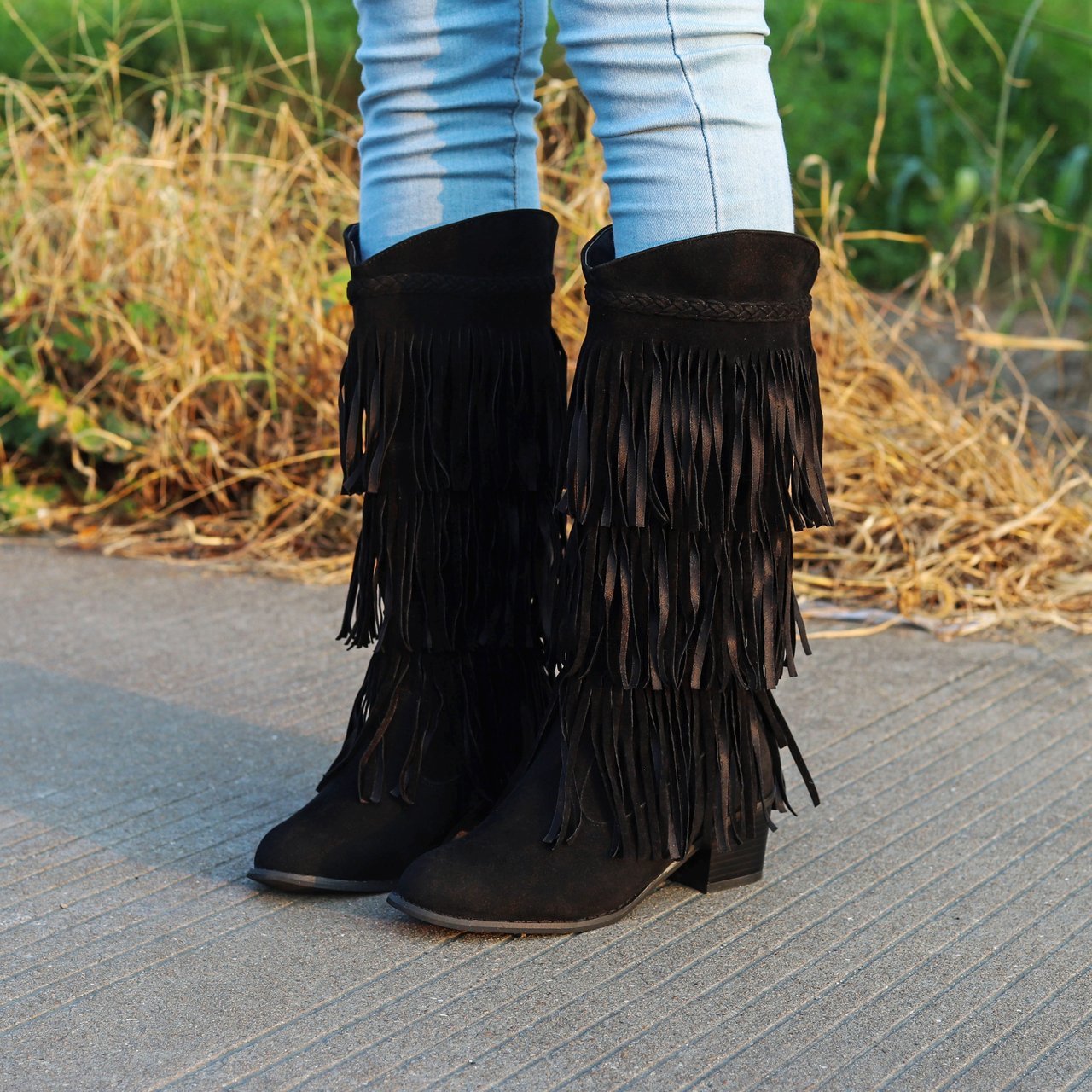 Women's Retro Fringed Thick Heel Boots