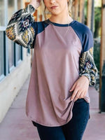 Load image into Gallery viewer, Women&#39;s Ethnic Print Crew Neck T-shirt
