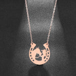 Load image into Gallery viewer, Simple lady Horse girl clavicle chain stainless steel horseshoe pendant necklace
