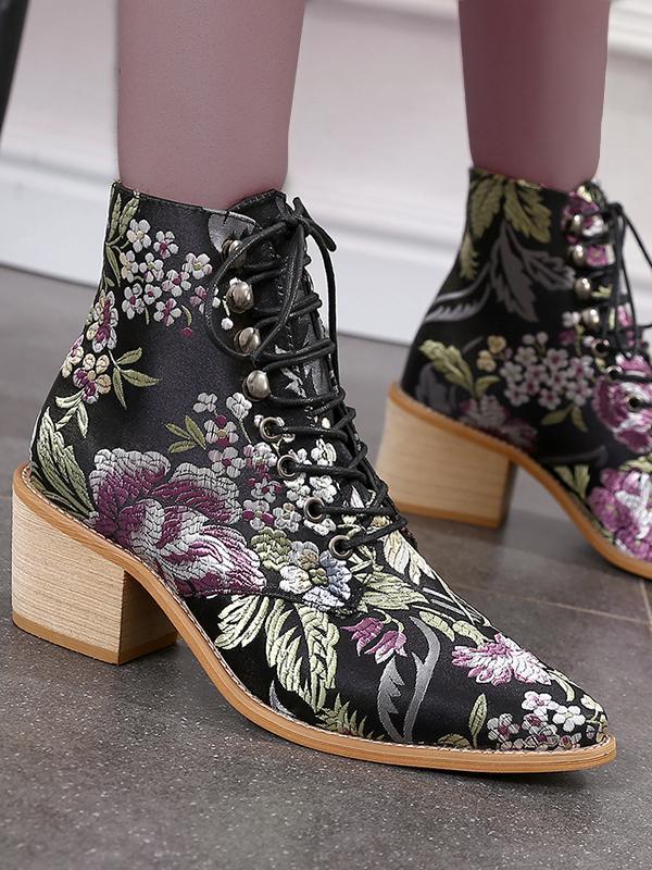 Ladies Embroidered Print Block Heel Shoes