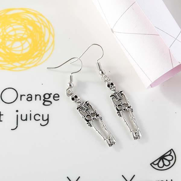 Personalized retro skull earrings