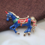 Load image into Gallery viewer, Alloy horse brooch
