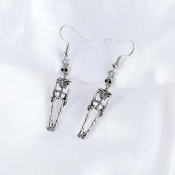 Personalized retro skull earrings