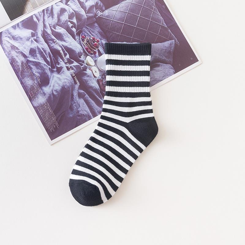 Women's Black and white cow striped black all-match sports stockings