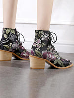 Load image into Gallery viewer, Ladies Embroidered Print Block Heel Shoes
