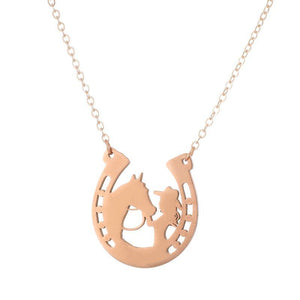 Simple lady Horse girl clavicle chain stainless steel horseshoe pendant necklace